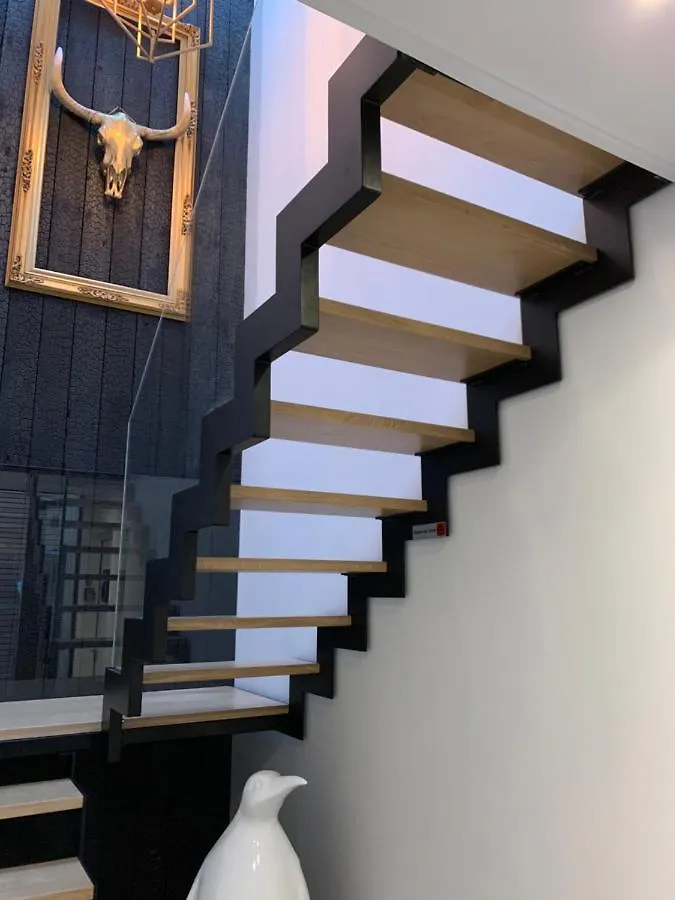 릴 Victoria'S House 아파트 호텔 0*,